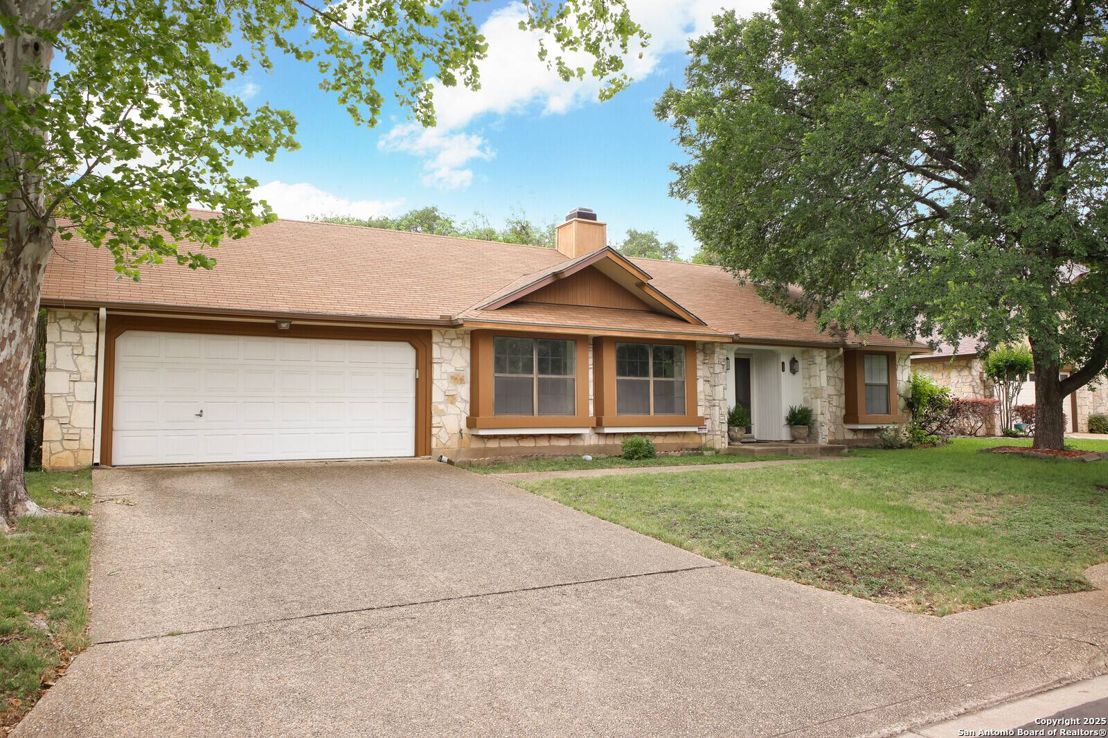 16923 Hidden Timber Wood, San Antonio, TX 78248