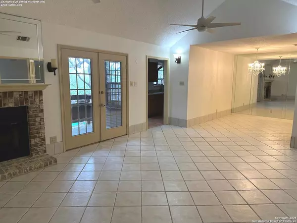 San Antonio, TX 78230,10955 Wurzbach UNIT 203