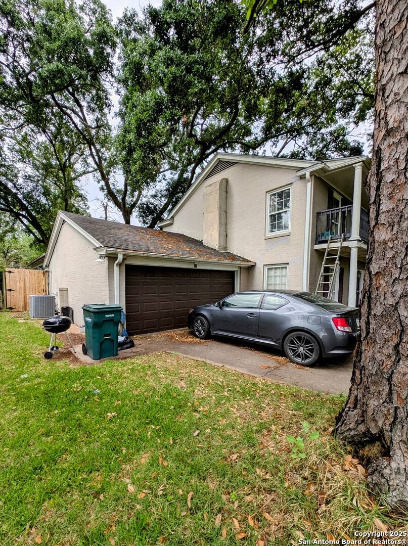 Beaumont, TX 77702,2465 Gladys St