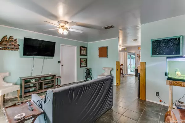 San Antonio, TX 78249,6835 Spring Hurst