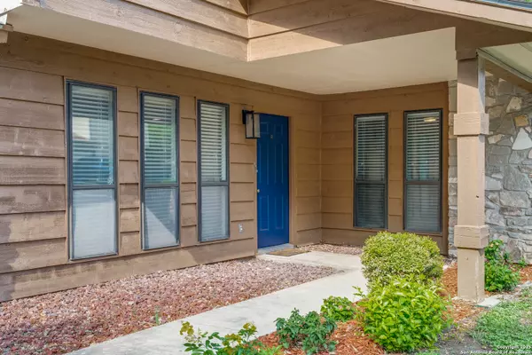 San Antonio, TX 78250,8418 Timberbriar