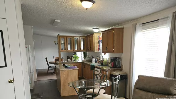 Lytle, TX 78052,75 LONG MEADOW DRIVE