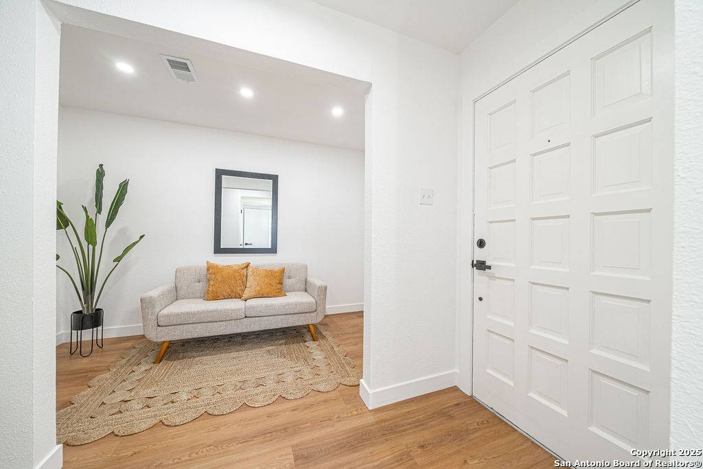 San Antonio, TX 78230,3622 Colony