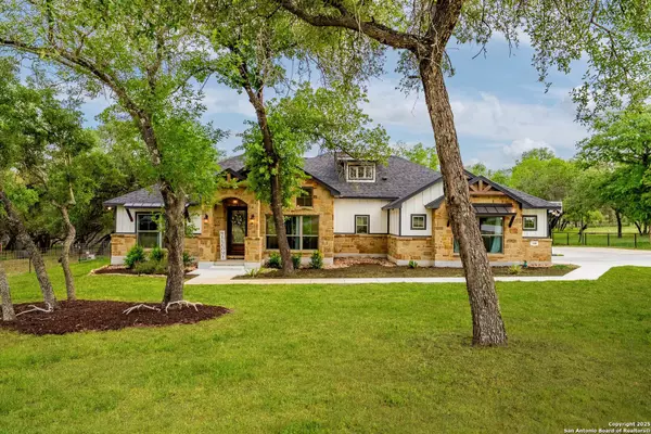 Adkins, TX 78101,140 Wood Valley Dr