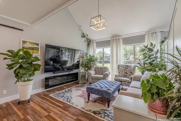 San Antonio, TX 78247,3951 Briar Hollow