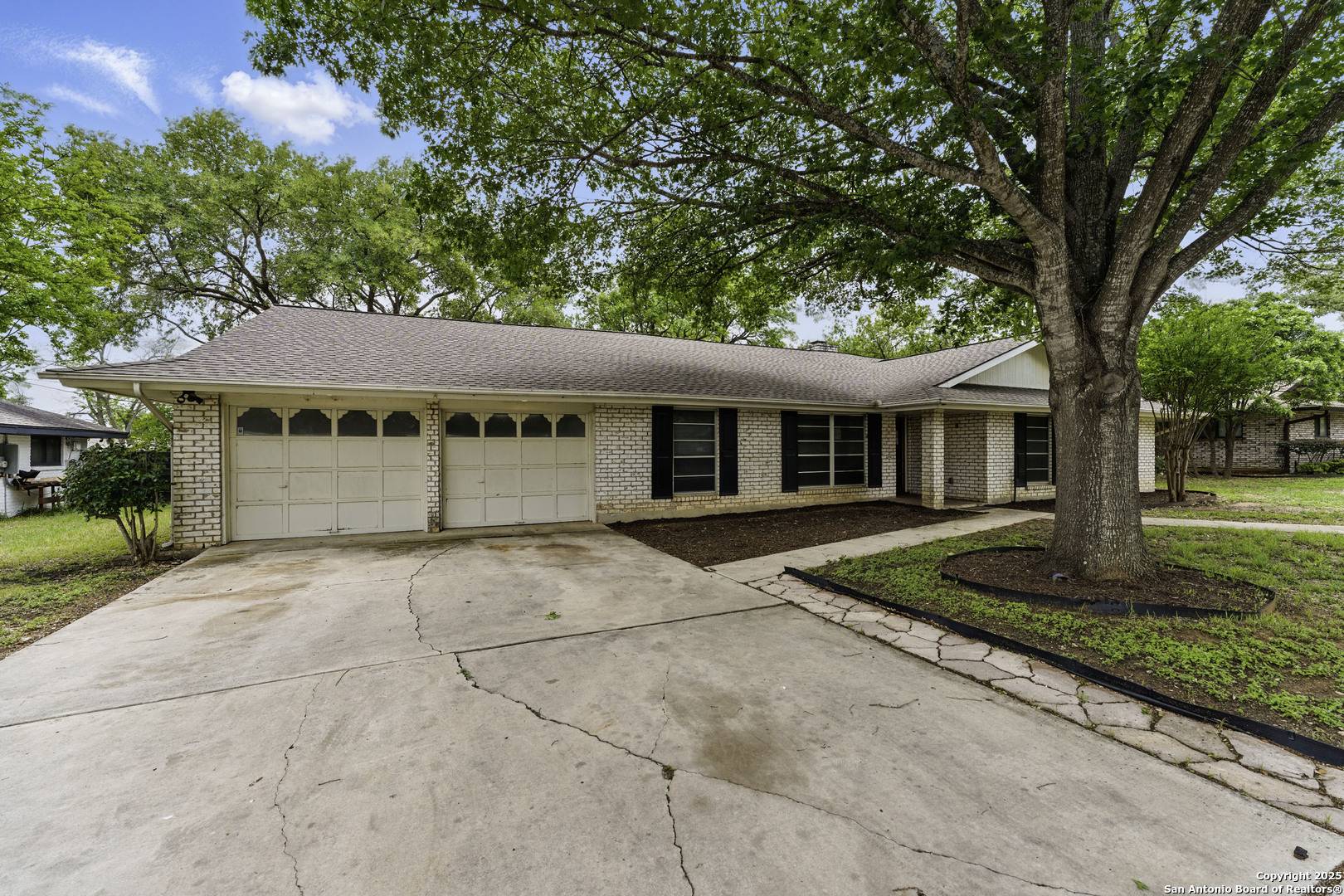 Windcrest, TX 78239,6022 Wildwind