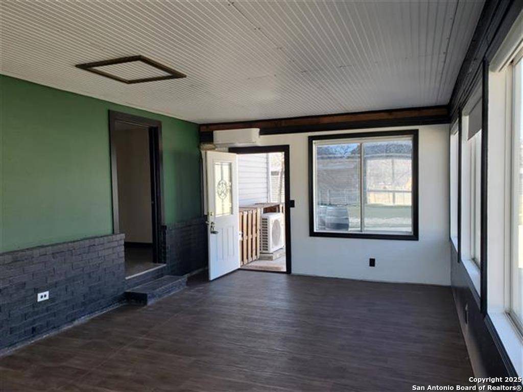 La Vernia, TX 78121,214 Ranch Country