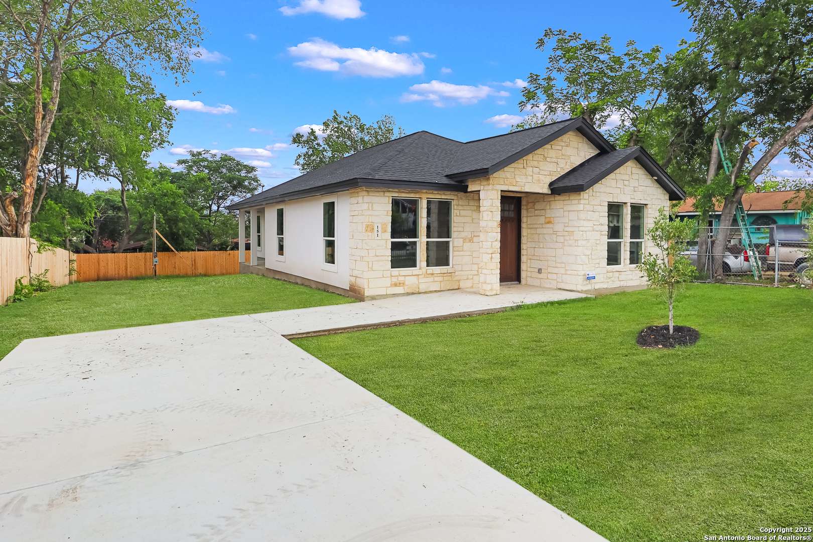 151 Westknoll, San Antonio, TX 78227