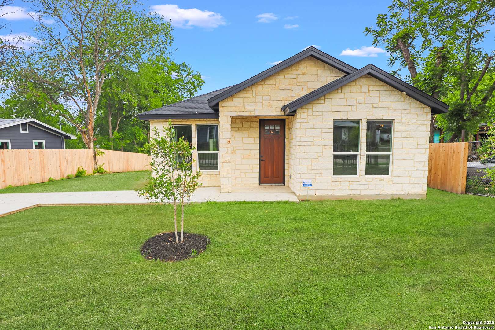 San Antonio, TX 78227,151 Westknoll