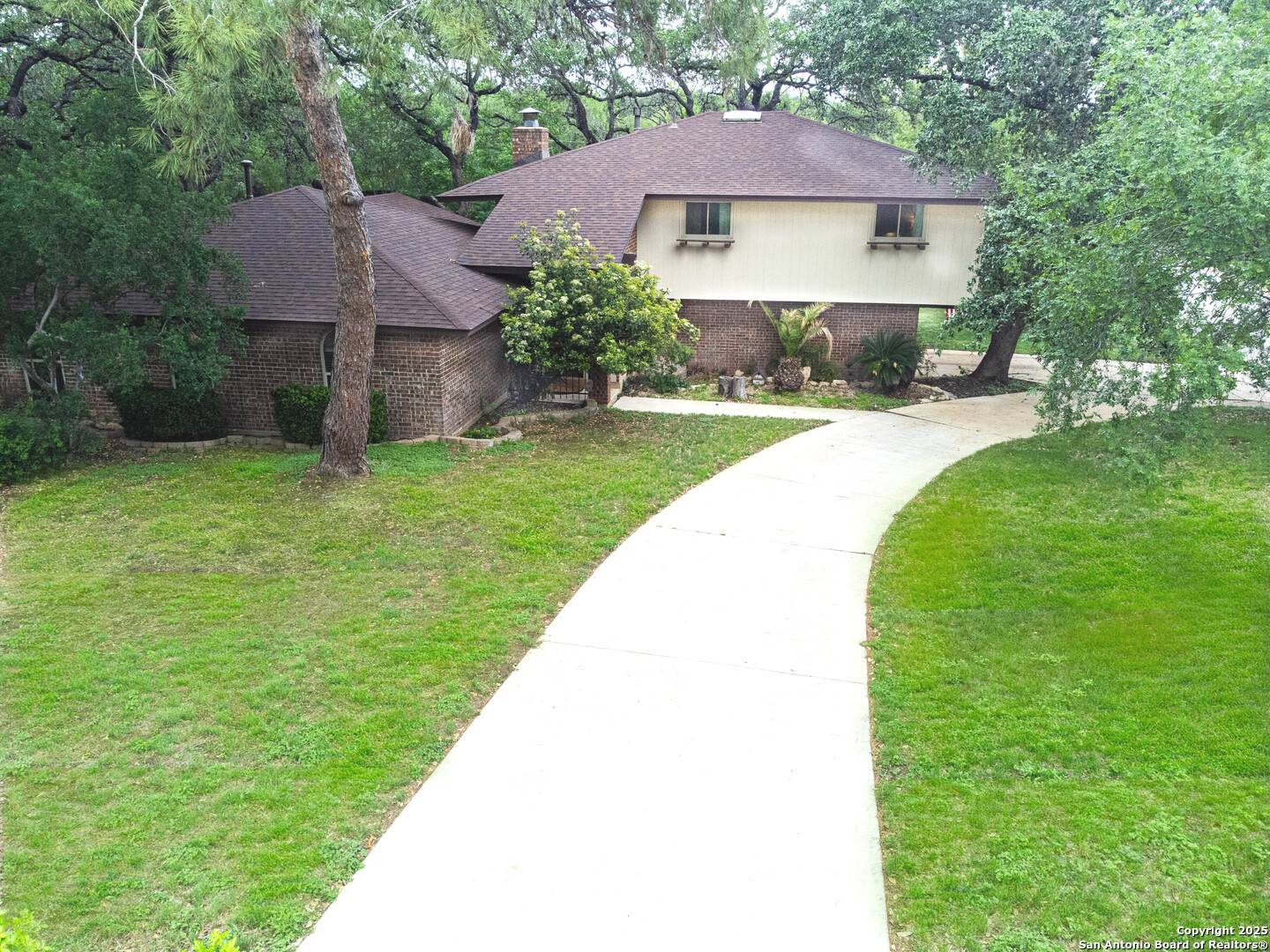 Hollywood Park, TX 78232,301 Sagecrest