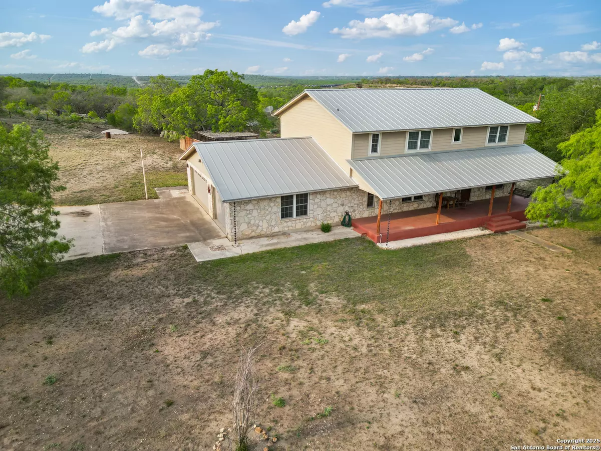 Hondo, TX 78861,3940 Us Highway 90