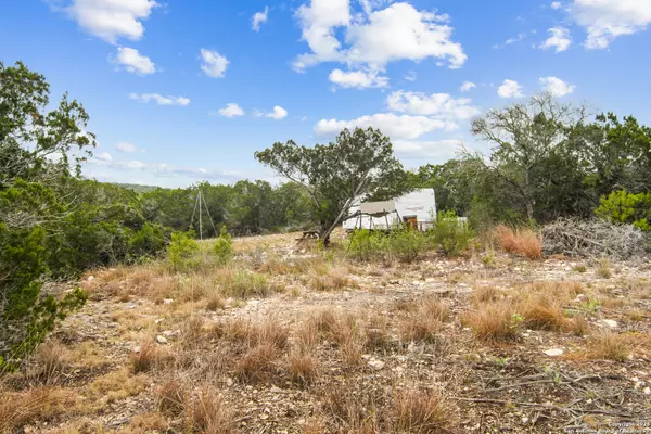 Brackettville, TX 78832,87 Mutt Road