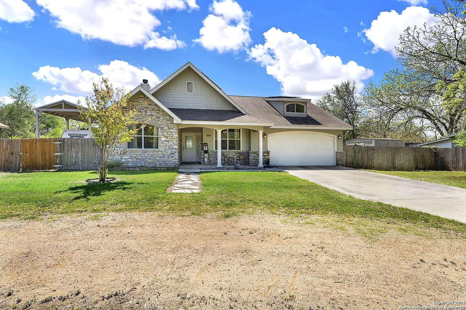 New Braunfels, TX 78130,884 Torrey