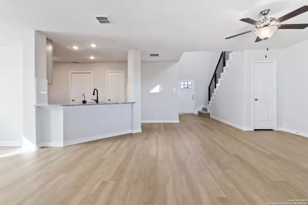 Converse, TX 78109,11310 Schmidt Lane