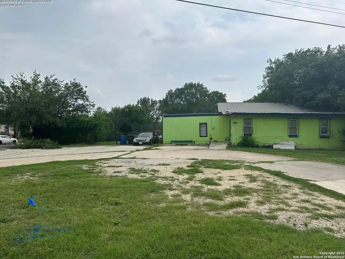 San Antonio, TX 78228,3930 & 3928 Culbera