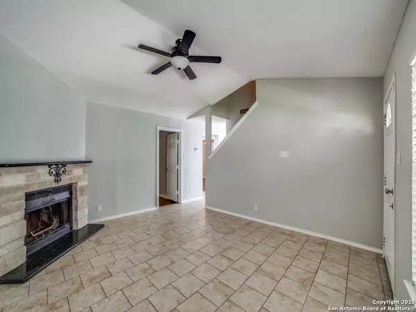 San Antonio, TX 78245,10023 Amber Field