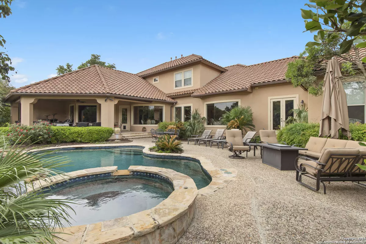 Shavano Park, TX 78249,410 Bentley Mnr