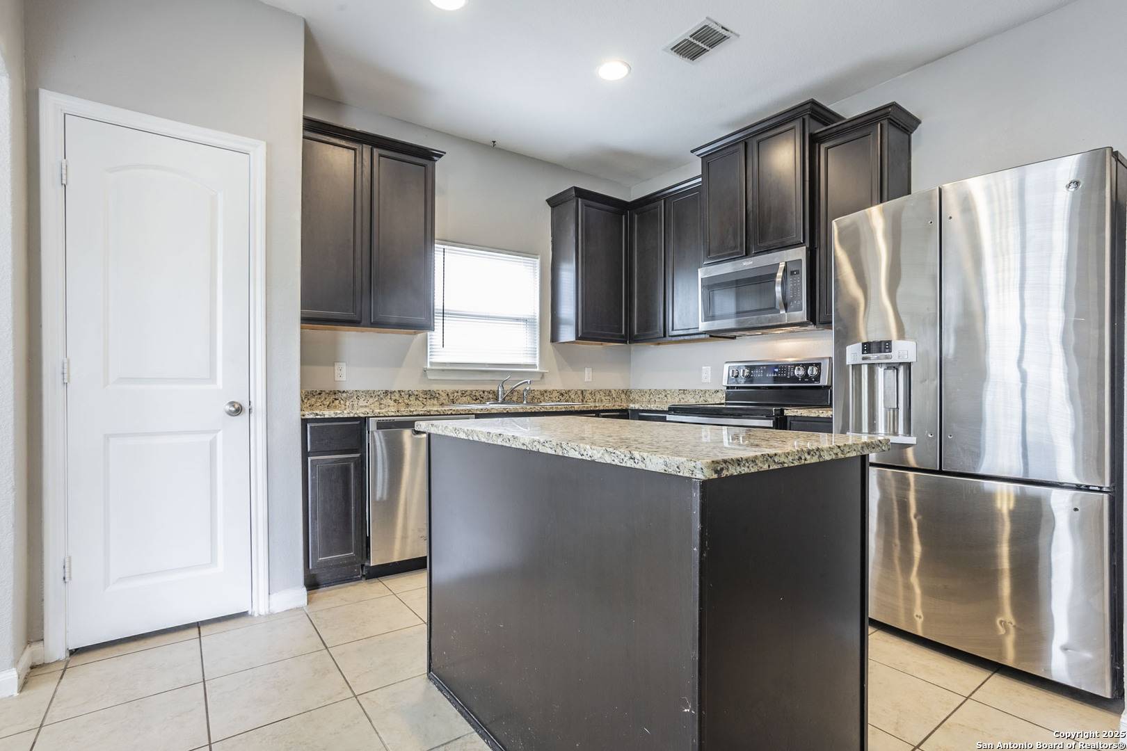 New Braunfels, TX 78132,6200 Daisy