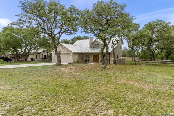 Bandera, TX 78003,445 Settlers Ln