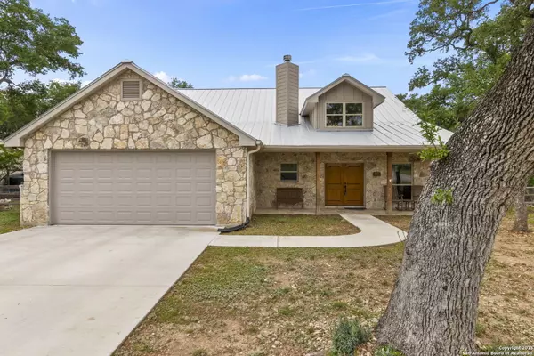 Bandera, TX 78003,445 Settlers Ln