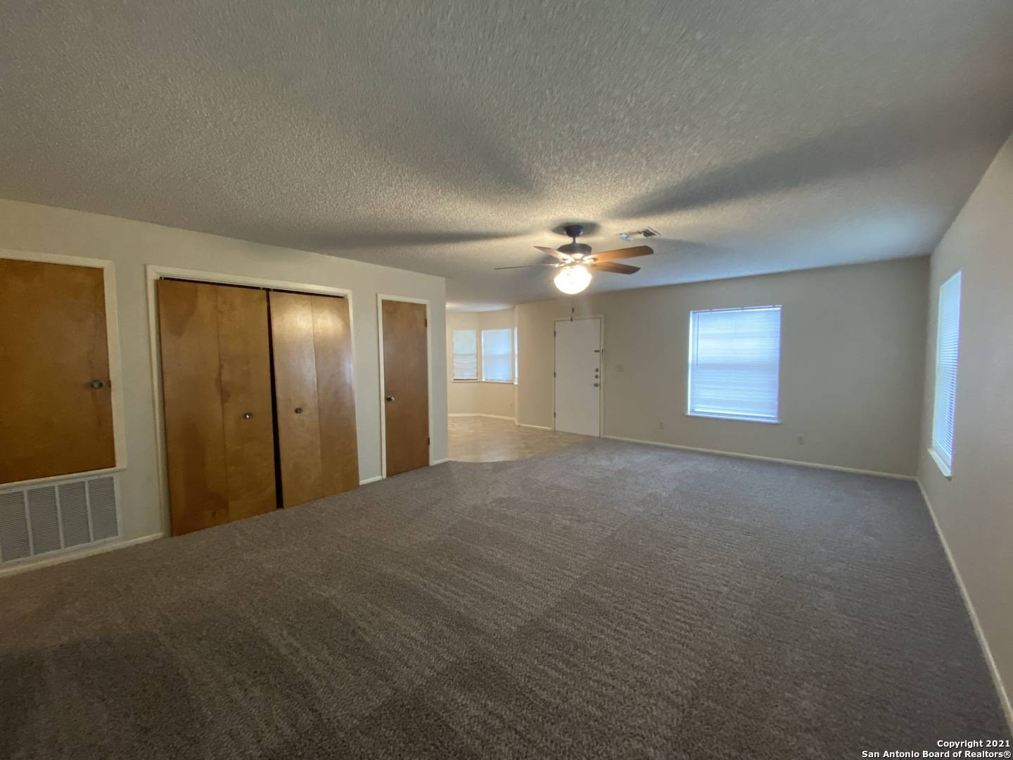 New Braunfels, TX 78130,40 Royal Crest