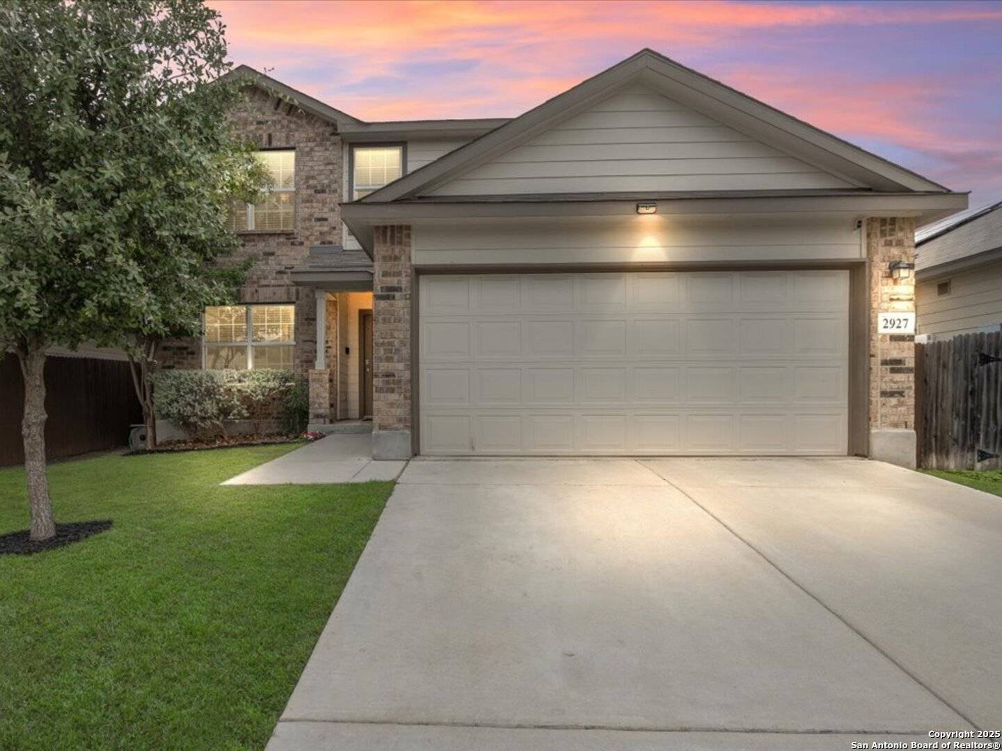 2927 Lindenwood, San Antonio, TX 78245