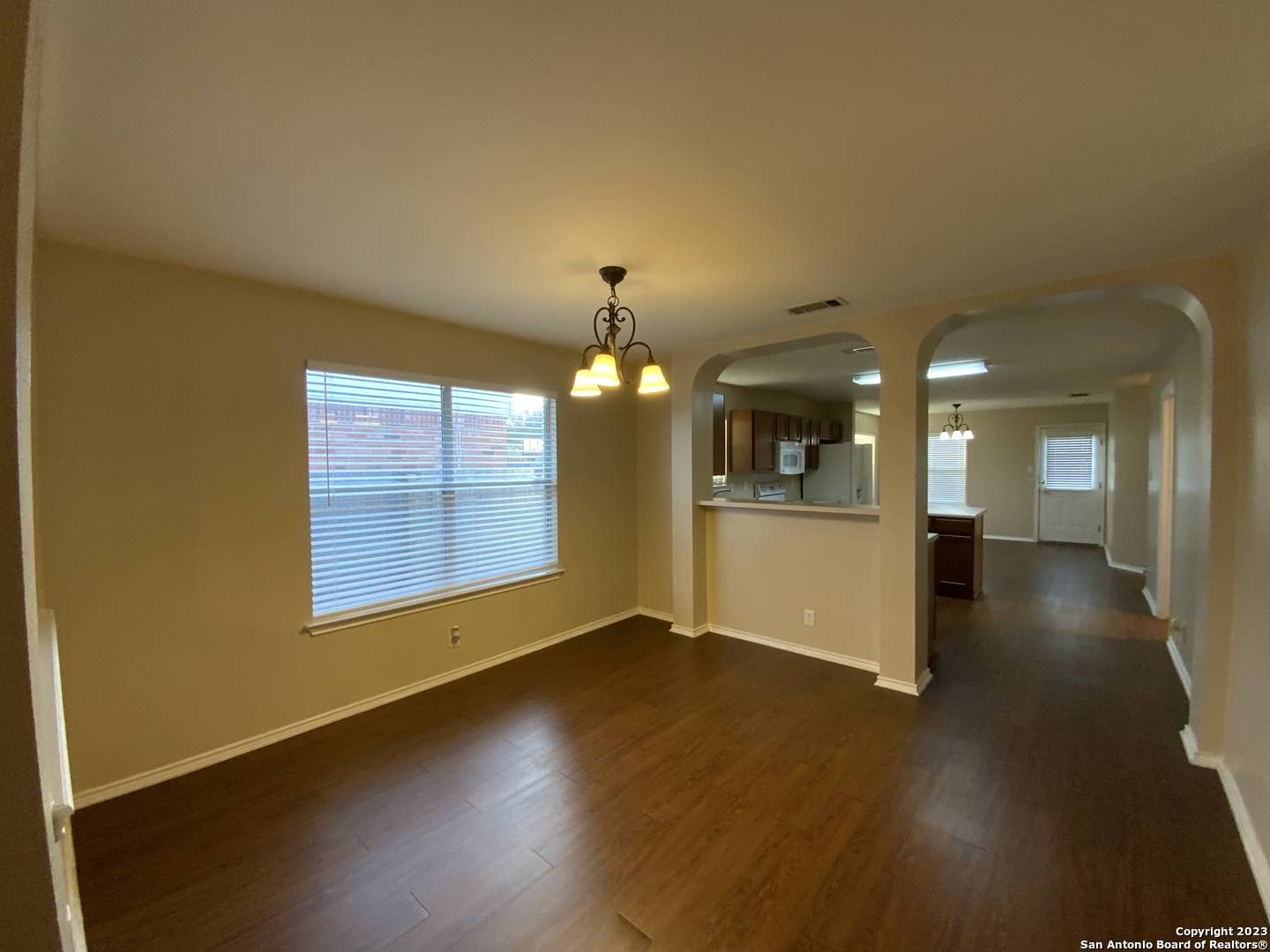 Selma, TX 78154,8907 Interlachen