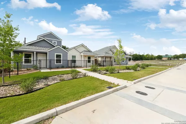 2910 Martin Luther King, San Antonio, TX 78220
