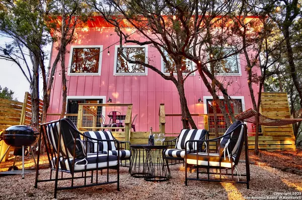 Wimberley, TX 78676,3403 fm 2325