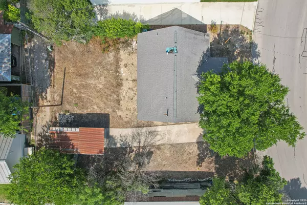 San Antonio, TX 78209,328 Albany