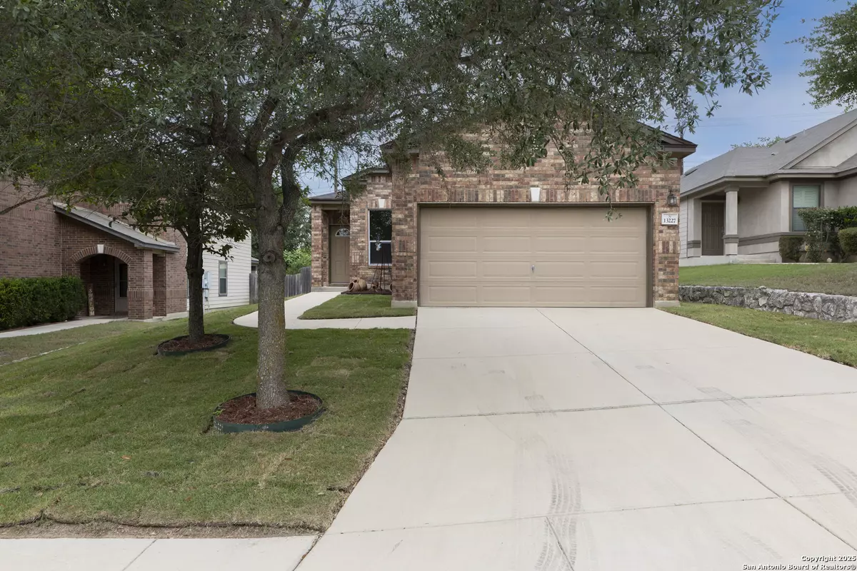 San Antonio, TX 78245,13227 Sunrise Wood