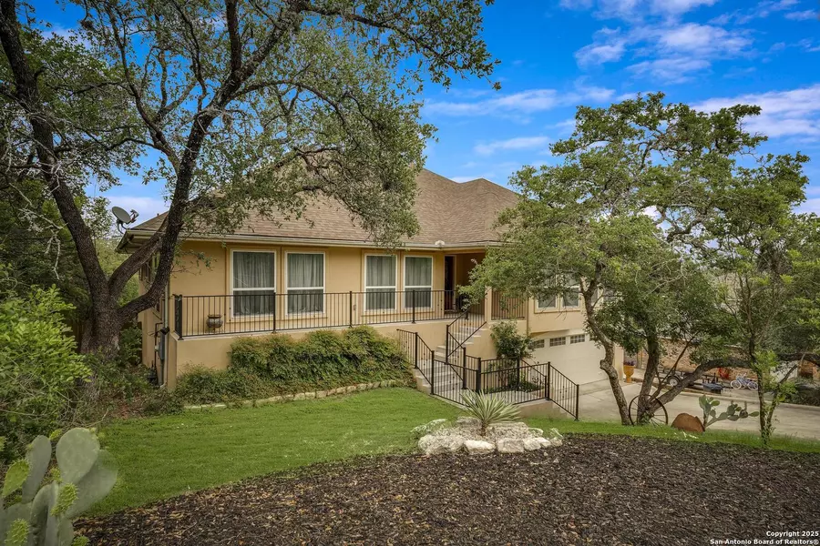 16812 Fox Ridge, Helotes, TX 78023