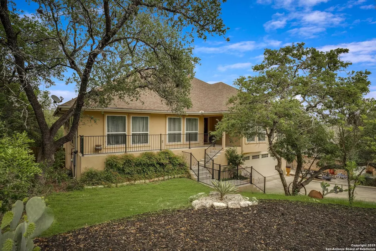 Helotes, TX 78023,16812 Fox Ridge