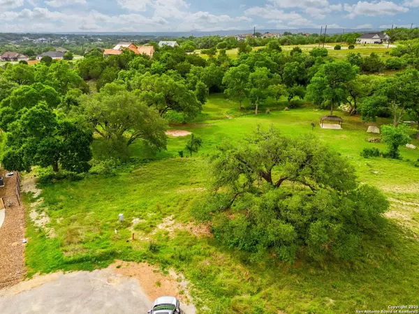 Blanco, TX 78606,107 Nicholas Weeks
