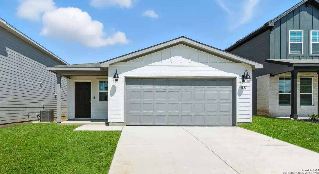 1537 Golden Wheat, New Braunfels, TX 78130