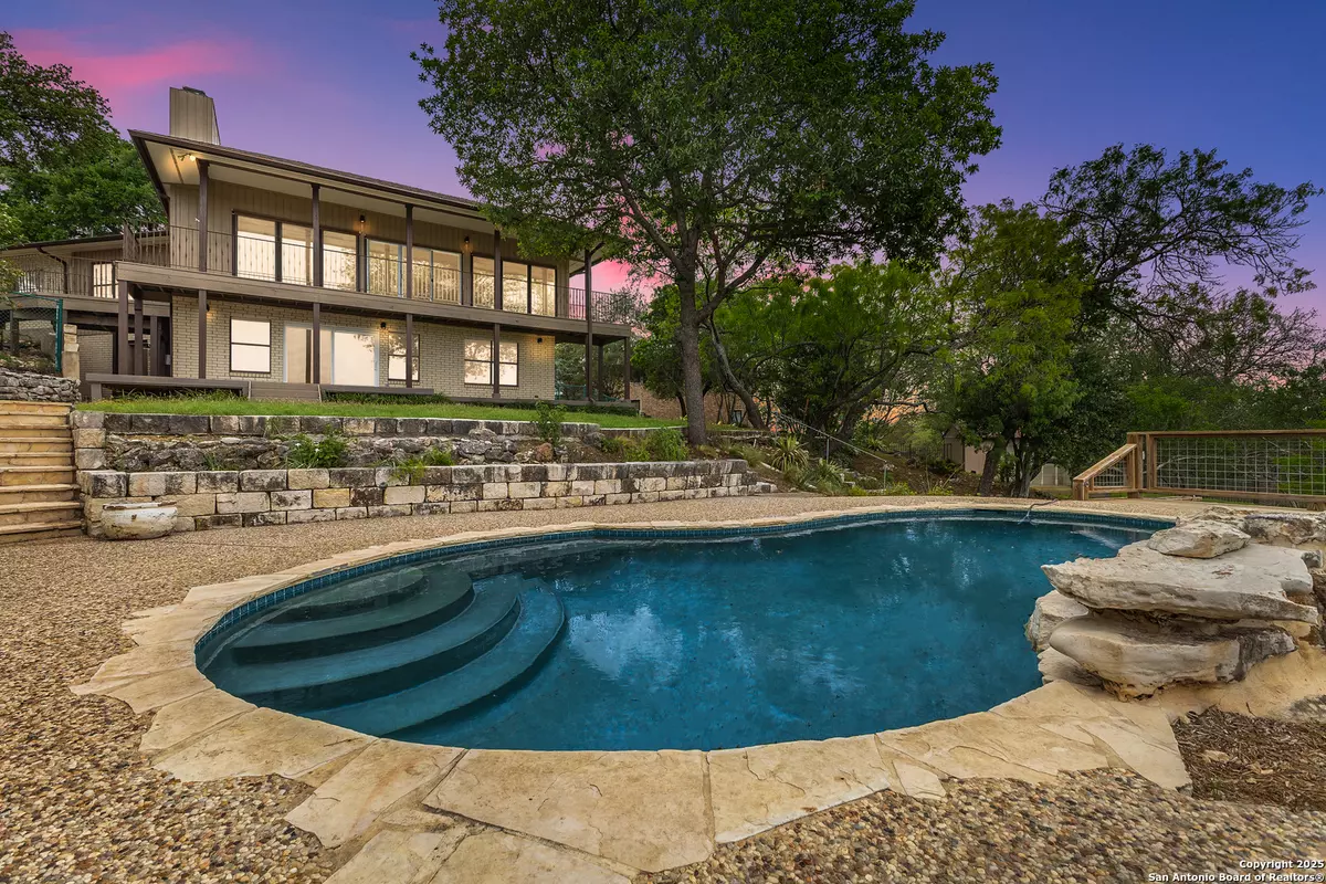 San Antonio, TX 78233,6601 kings crown
