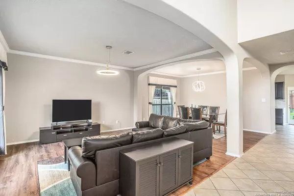 San Antonio, TX 78261,2703 Summit View