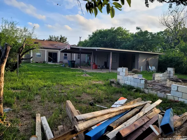 San Antonio, TX 78208,415 Gray