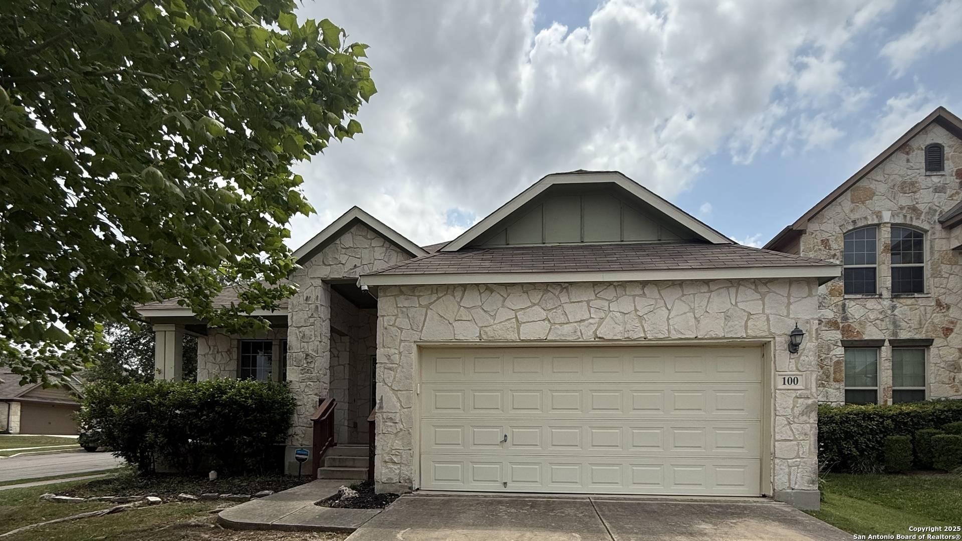 100 Brookshire, Cibolo, TX 78108