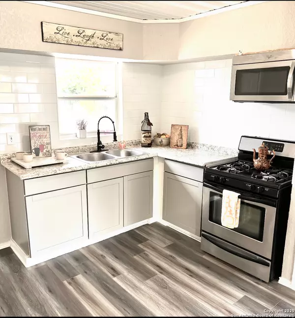 San Antonio, TX 78228,667 Ellor