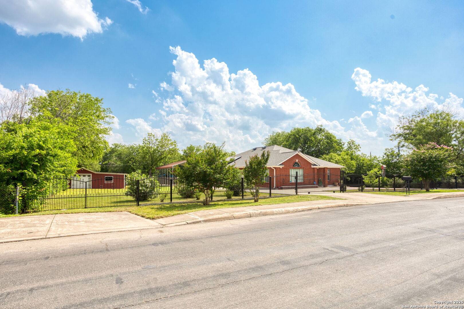 2208 / 2212 Arbor Pl, San Antonio, TX 78207
