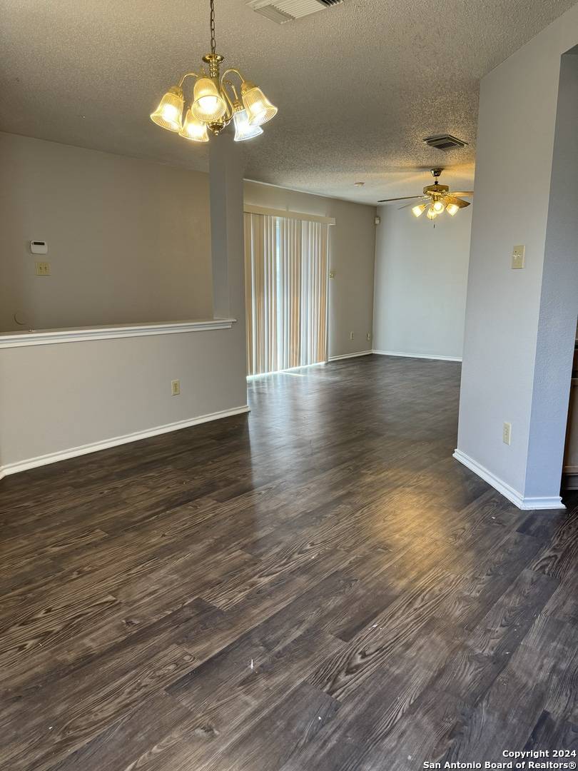 San Antonio, TX 78251,9938 Lauren Mist