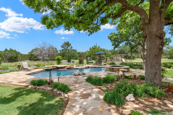 Boerne, TX 78006,221 Park Ridge