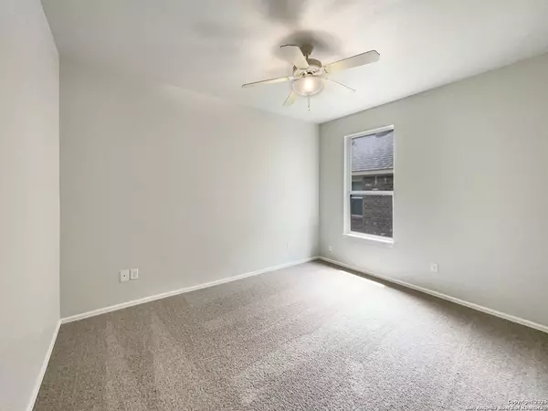 Boerne, TX 78015,27422 Camino Tower