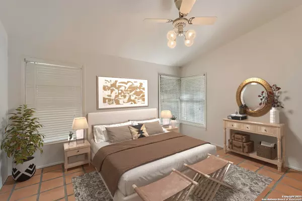 San Antonio, TX 78209,102-106 Oakhurst