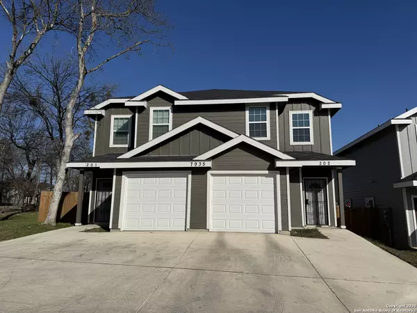 7935 Dial Ike UNIT 202, San Antonio, TX 78218