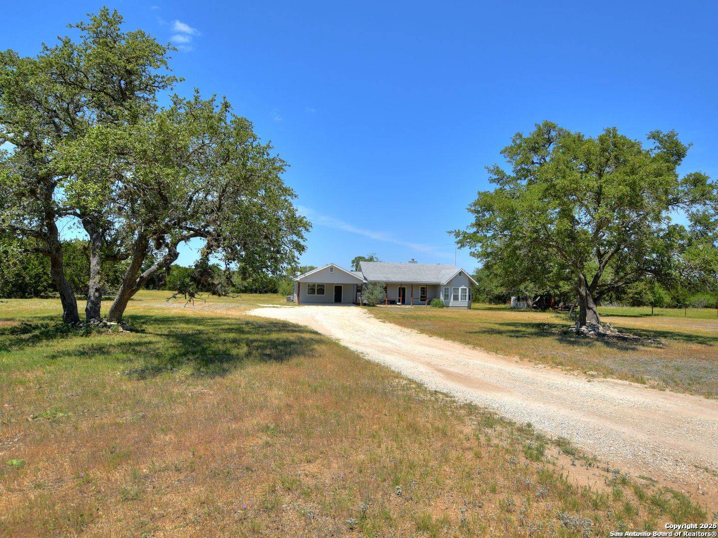Blanco, TX 78606,725 Lonesome Loop