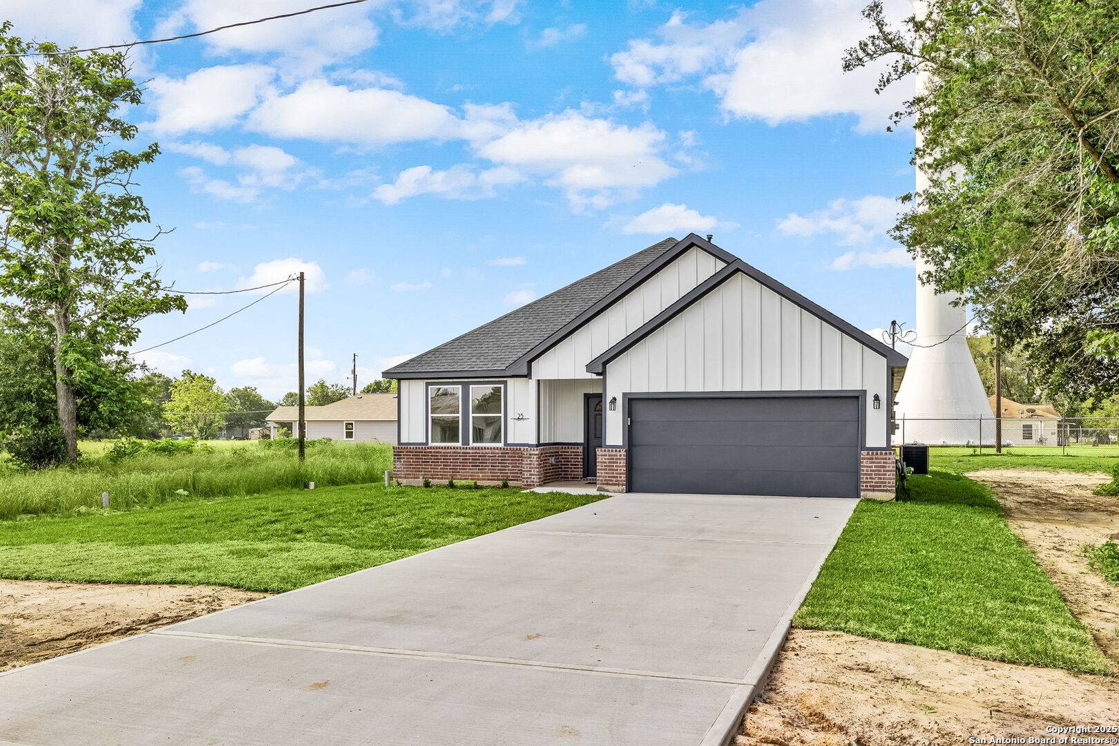 Hempstead, TX 77445,25 main