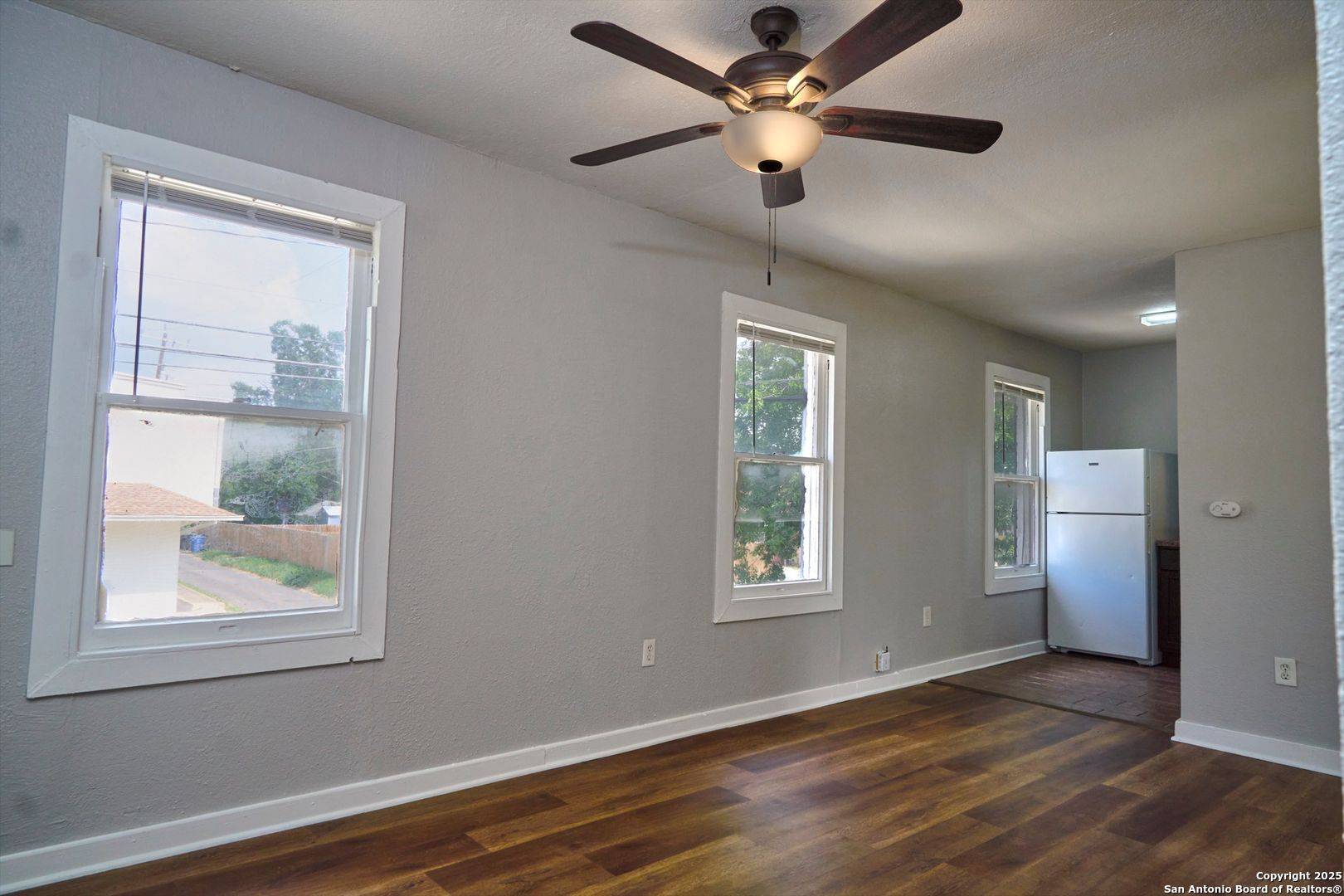 San Antonio, TX 78201,3101 elmendorf UNIT 1