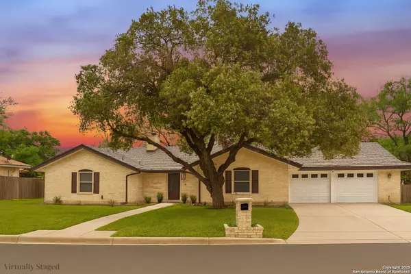 Windcrest, TX 78239-2538,614 MOORSIDE DR